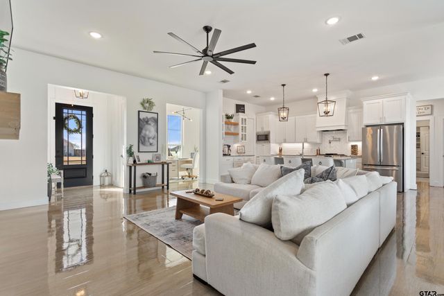 15344 C R 196, Tyler, TX 75703