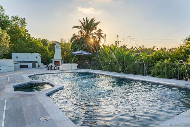 7102 Via De Maya, Rancho Santa Fe, CA 92067
