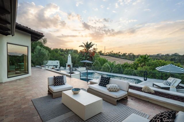 7102 Via De Maya, Rancho Santa Fe, CA 92067