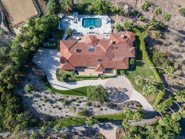 7102 Via De Maya, Rancho Santa Fe, CA 92067