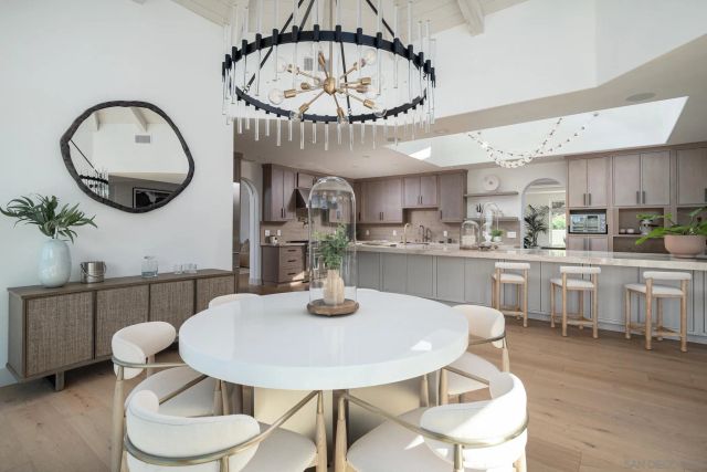 7102 Via De Maya, Rancho Santa Fe, CA 92067