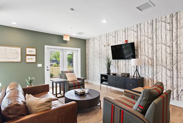 1540 Lebanon Pike Unit 415, Nashville, TN 37210