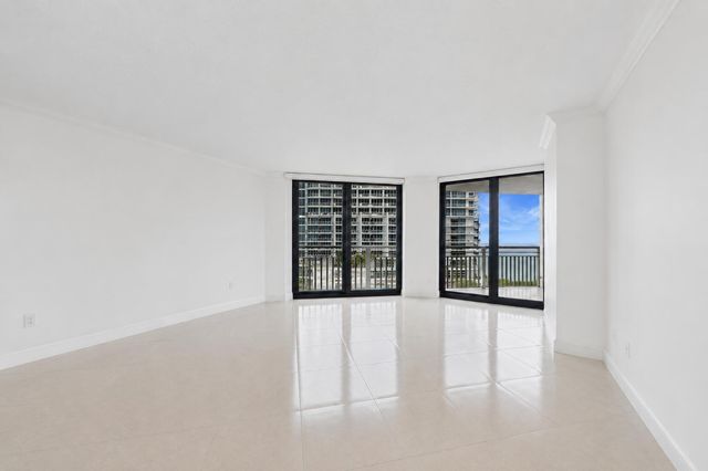 3000 N Ocean Drive 8 A, Singer Island, FL 33404