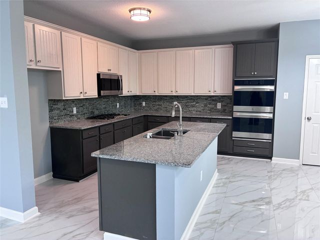 15402 Marlowe Grove Drive, Sugar Land, TX 77498