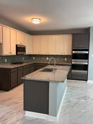 15402 Marlowe Grove Drive, Sugar Land, TX 77498