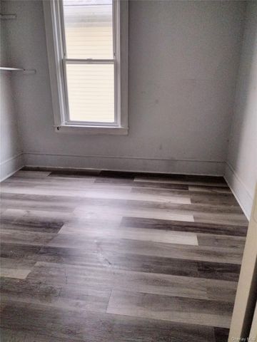 15 Hoffman Avenue 2, Poughkeepsie, NY 12603