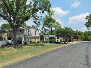 2039 Britt Drive Apartment B, Argyle, TX 76226