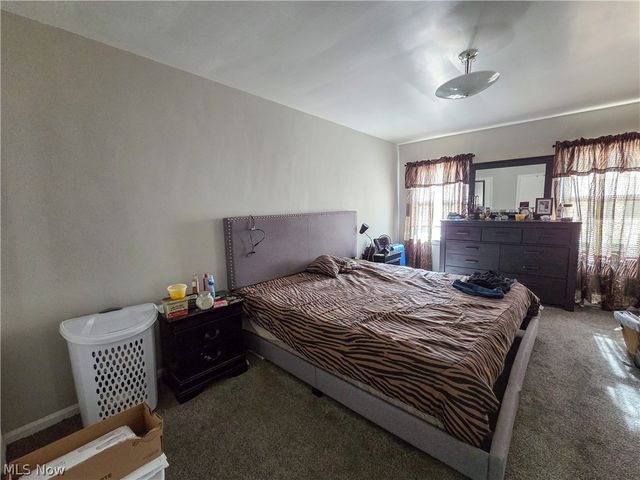 19436 Van Aken Boulevard, Beachwood, OH 44122