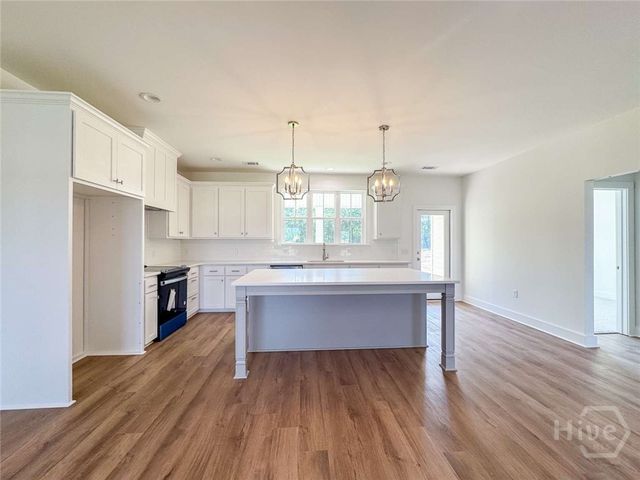 996 Stone Court, Midway, GA 31320