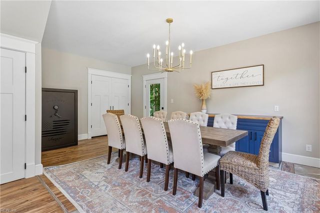 16101 Diascund Shores LN, Lanexa, VA 23089