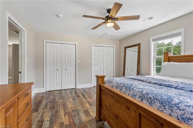 16101 Diascund Shores LN, Lanexa, VA 23089