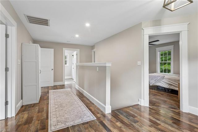 16101 Diascund Shores LN, Lanexa, VA 23089