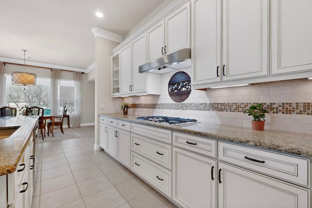 9404 Crestview Drive, Denton, TX 76207