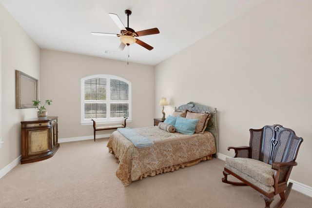 9404 Crestview Drive, Denton, TX 76207