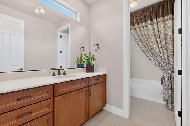 9404 Crestview Drive, Denton, TX 76207