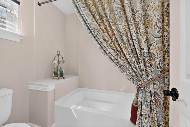 9404 Crestview Drive, Denton, TX 76207