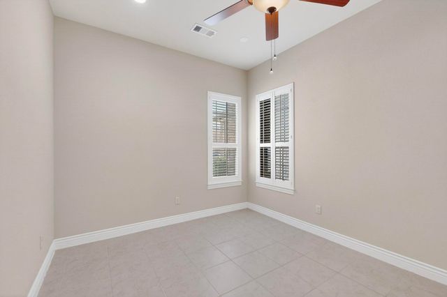 9404 Crestview Drive, Denton, TX 76207