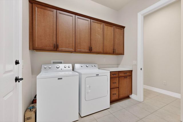 9404 Crestview Drive, Denton, TX 76207