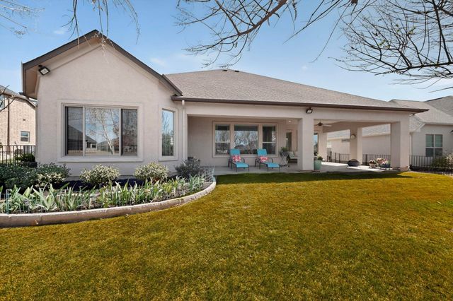 9404 Crestview Drive, Denton, TX 76207