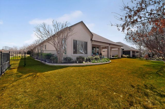 9404 Crestview Drive, Denton, TX 76207