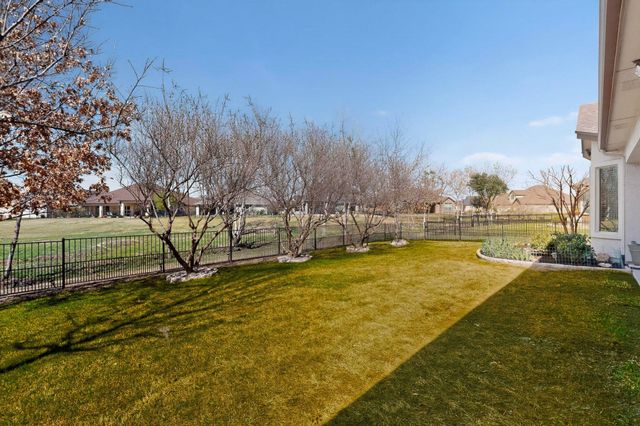 9404 Crestview Drive, Denton, TX 76207