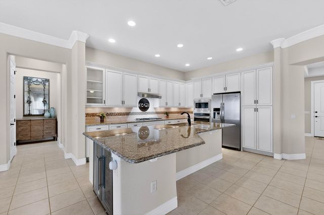 9404 Crestview Drive, Denton, TX 76207