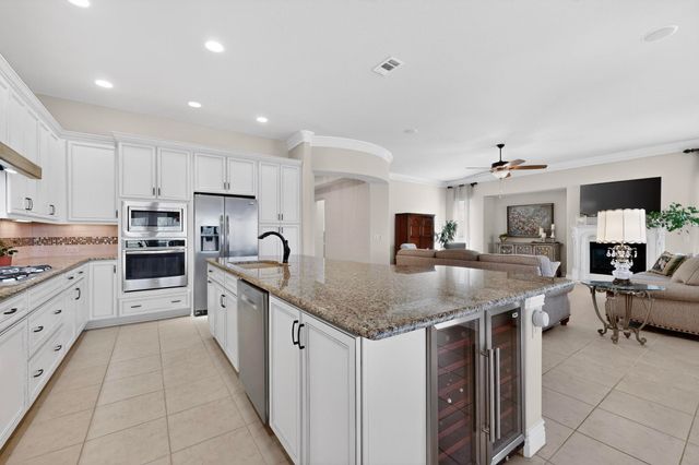 9404 Crestview Drive, Denton, TX 76207