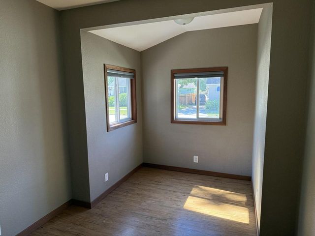 1042 TYLER AVENUE, Oshkosh, WI 54902