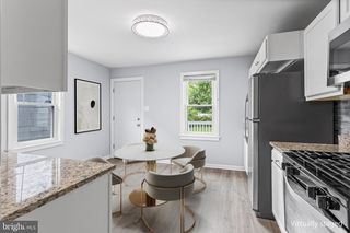 208 COOPER ST, Beverly, NJ 08010