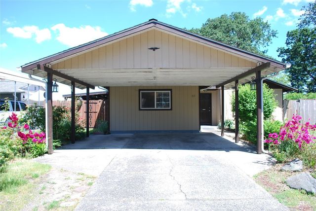 217 162nd Street E, Tacoma, WA 98445