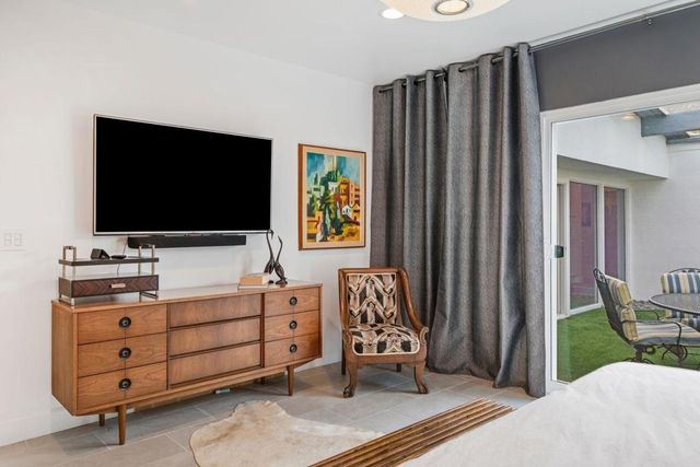 2089 S Calle Palo Fierro, Palm Springs, CA 92264