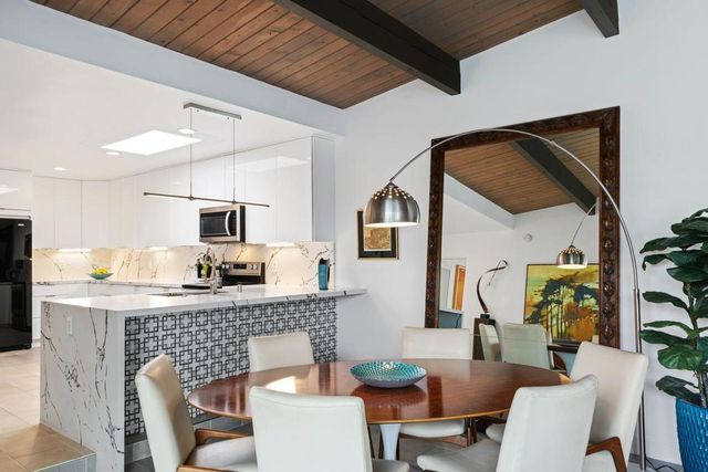 2089 S Calle Palo Fierro, Palm Springs, CA 92264