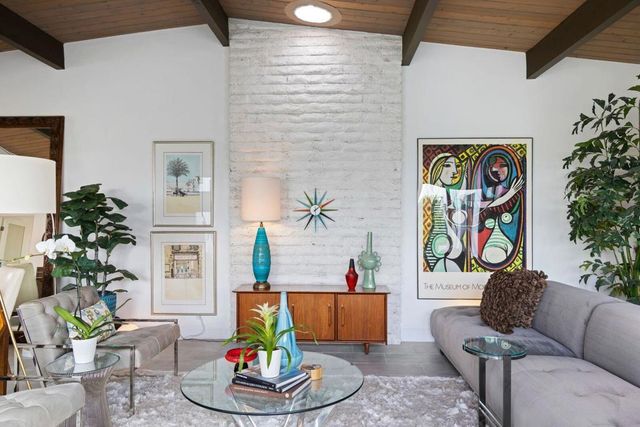 2089 S Calle Palo Fierro, Palm Springs, CA 92264