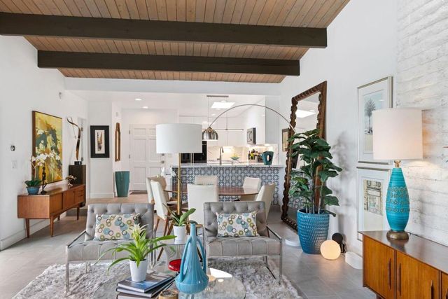 2089 S Calle Palo Fierro, Palm Springs, CA 92264