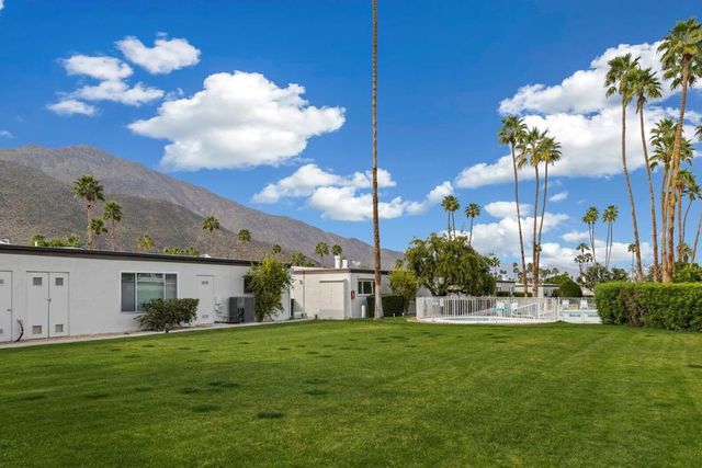 2089 S Calle Palo Fierro, Palm Springs, CA 92264