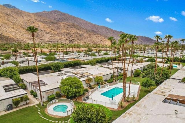 2089 S Calle Palo Fierro, Palm Springs, CA 92264