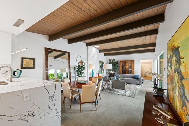 2089 S Calle Palo Fierro, Palm Springs, CA 92264