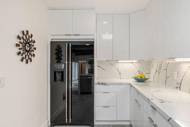 2089 S Calle Palo Fierro, Palm Springs, CA 92264