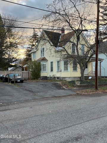 311 Riverside Avenue, Glenville, NY 12302