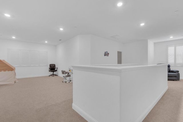 6569 E Lyell Avenue, Fresno, CA 93727