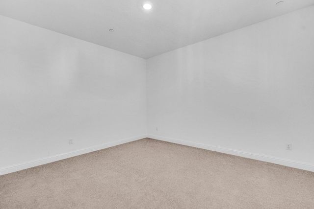 6569 E Lyell Avenue, Fresno, CA 93727