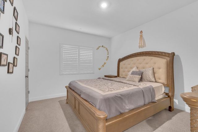6569 E Lyell Avenue, Fresno, CA 93727