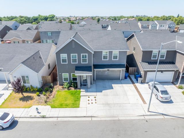 6569 E Lyell Avenue, Fresno, CA 93727