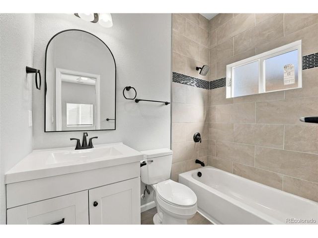 2200 Lewis Ave, Pueblo, CO 81003