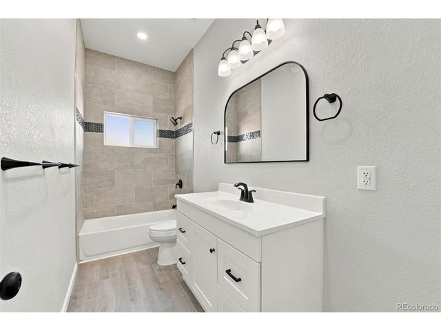 2200 Lewis Ave, Pueblo, CO 81003