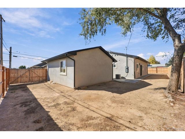 2200 Lewis Ave, Pueblo, CO 81003