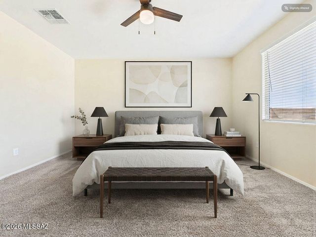 14043 E Golden Oaks Road, Vail, AZ 85641