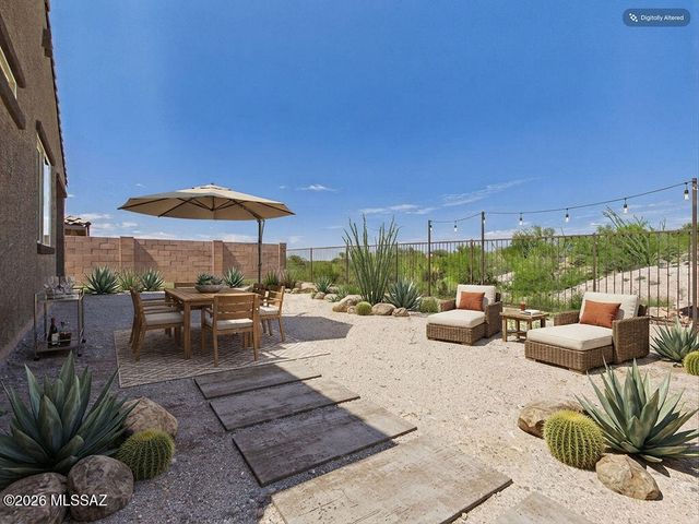 14043 E Golden Oaks Road, Vail, AZ 85641