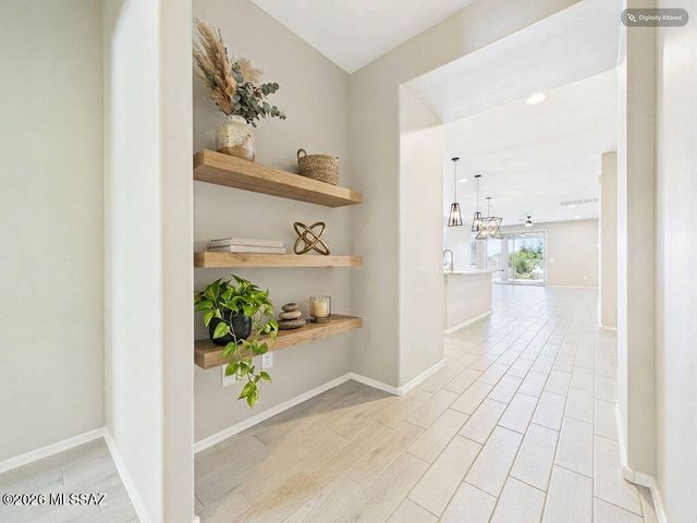 14043 E Golden Oaks Road, Vail, AZ 85641