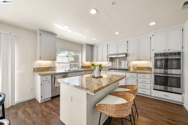 2826 Montair Way, Union City, CA 94587